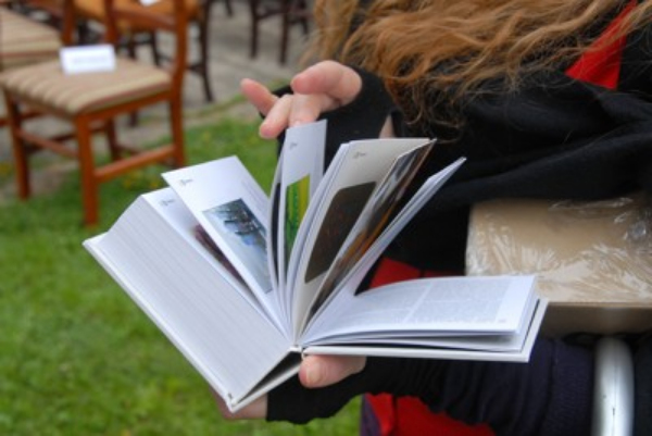 Katalog Bijenala umetnosti minijature